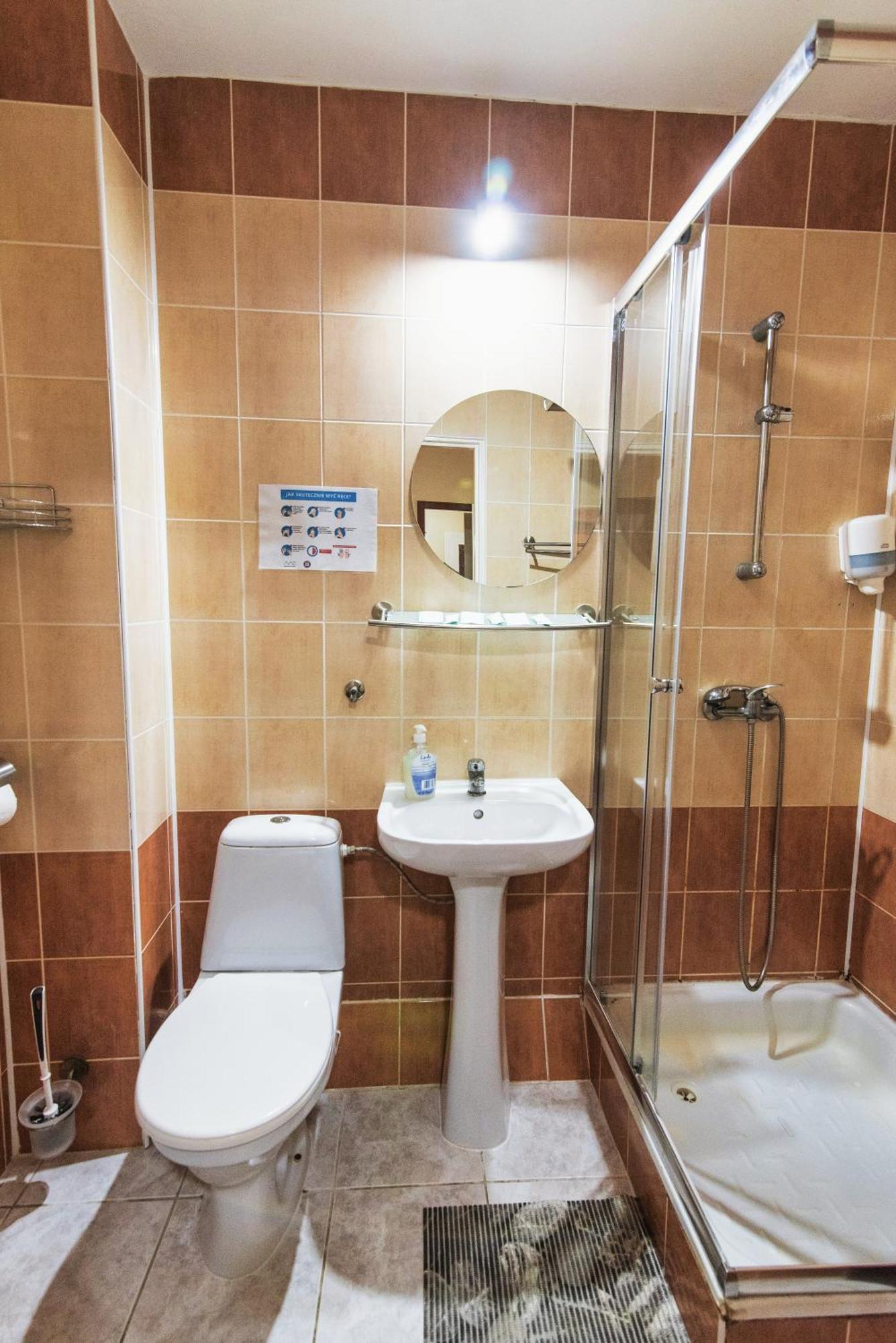 Ow Inter Piast Kalbornia - Z Wlasna Plaza Z Kapieliskiem I Przystania Dabrówno Exterior foto