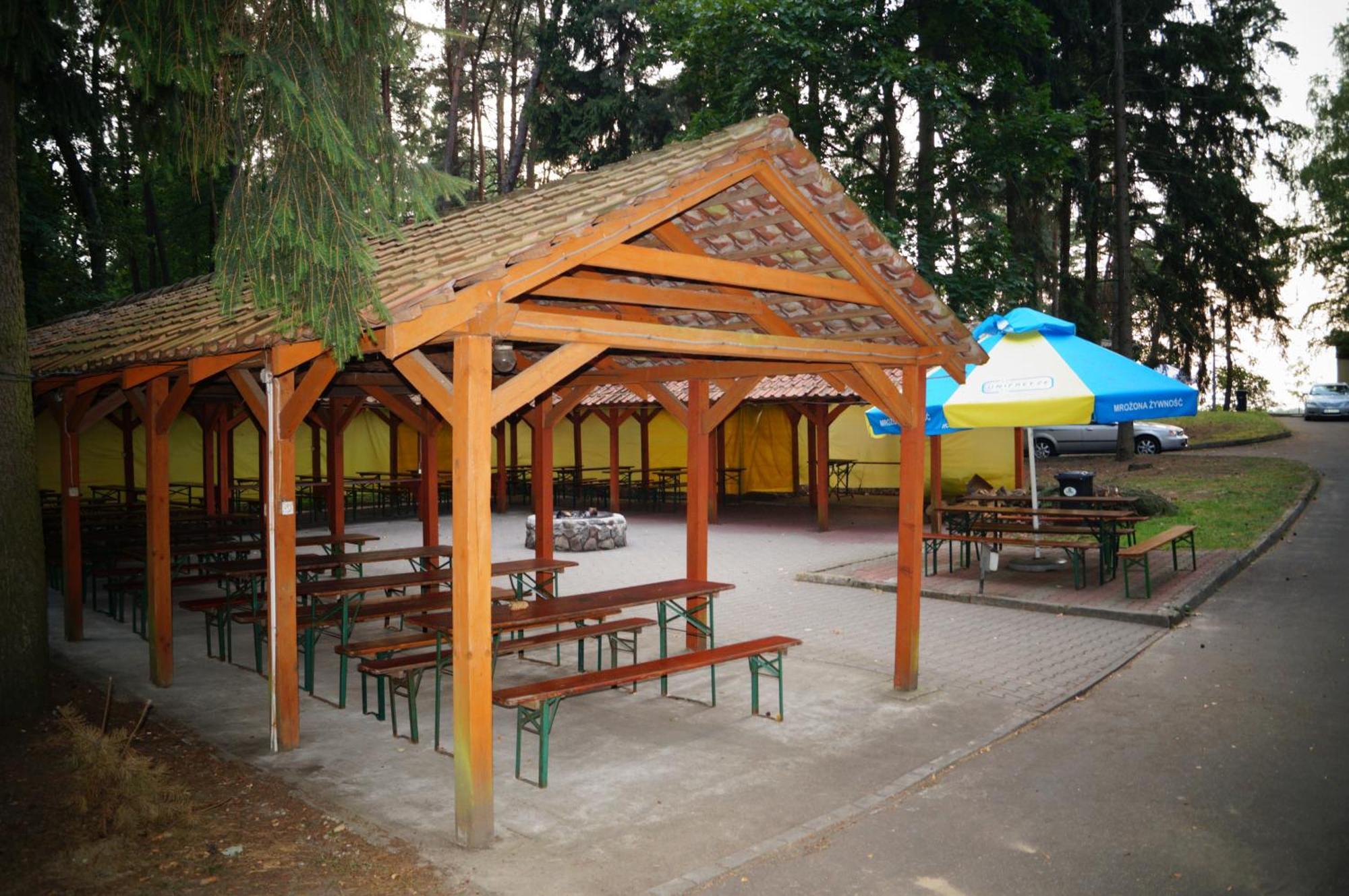Ow Inter Piast Kalbornia - Z Wlasna Plaza Z Kapieliskiem I Przystania Dabrówno Exterior foto
